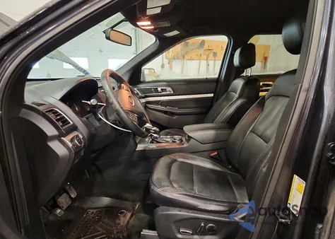 2017 Ford Explorer Xlt z USA, uszkodzony, nr VIN 1FM5K8D89HGC45845